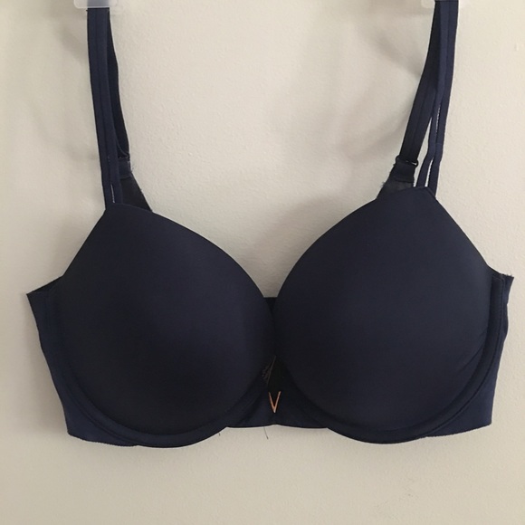 Victoria’s Secret Push Up Bra - Picture 1 of 4